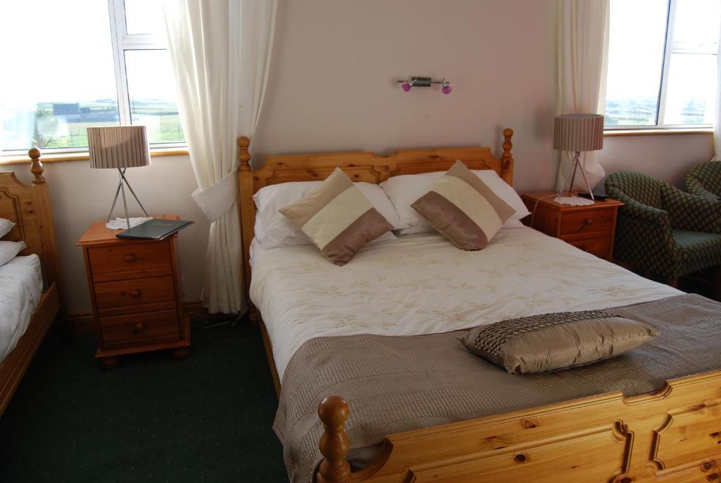 Clonmore Lodge B&B Quilty Номер фото