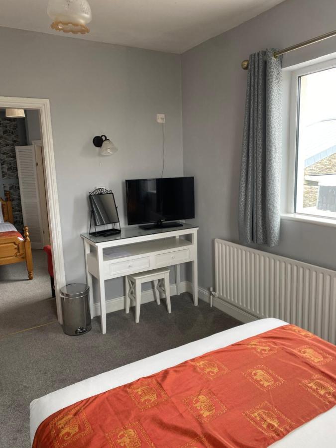 Clonmore Lodge B&B Quilty Экстерьер фото