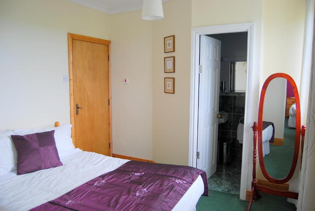 Clonmore Lodge B&B Quilty Номер фото